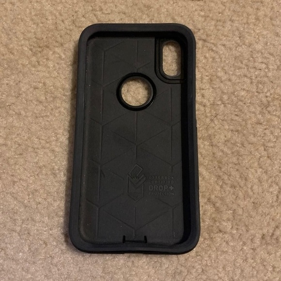 iPhone XR phone case - Picture 1 of 2